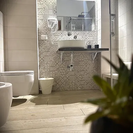 Marselo לינה וארוחת בוקר 3*